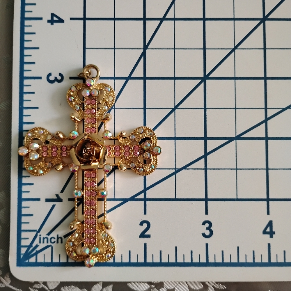 Large Cross Pendant, Gold-toned with Rhinestones, Pre-owned - Picture 5 of 5